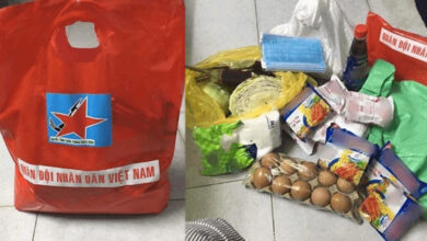Photo of Cận cảnh túi thực phẩm quân đội hỗ trợ người dân Sài Gòn: Gì cũng có
